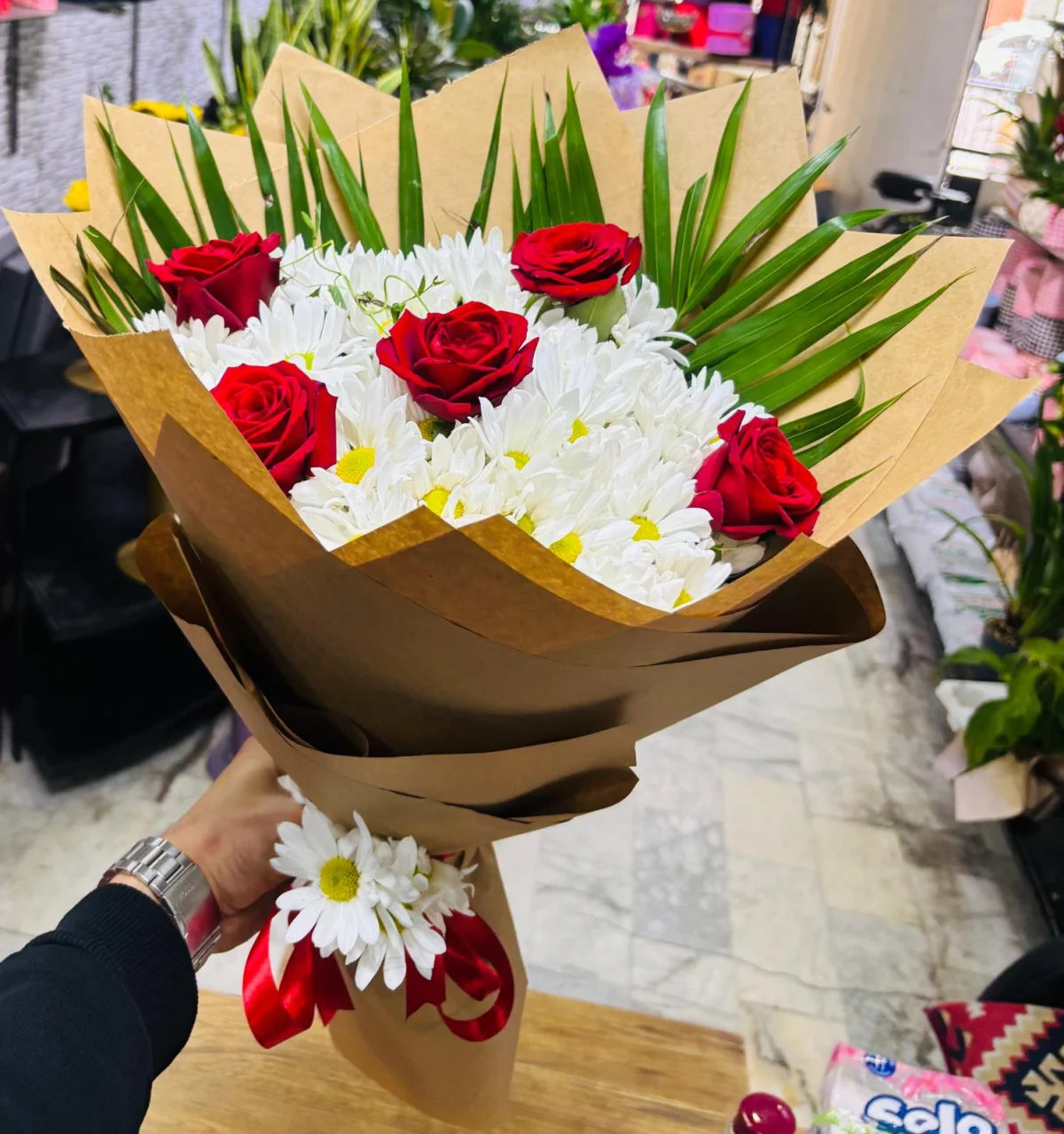 Papatya ve Gül